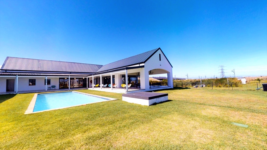 3 Bedroom Property for Sale in Aan de Wijnlanden Western Cape